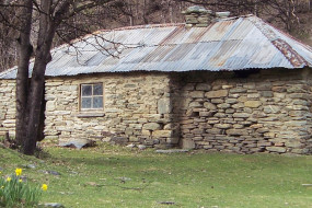An old stone building in Macetown